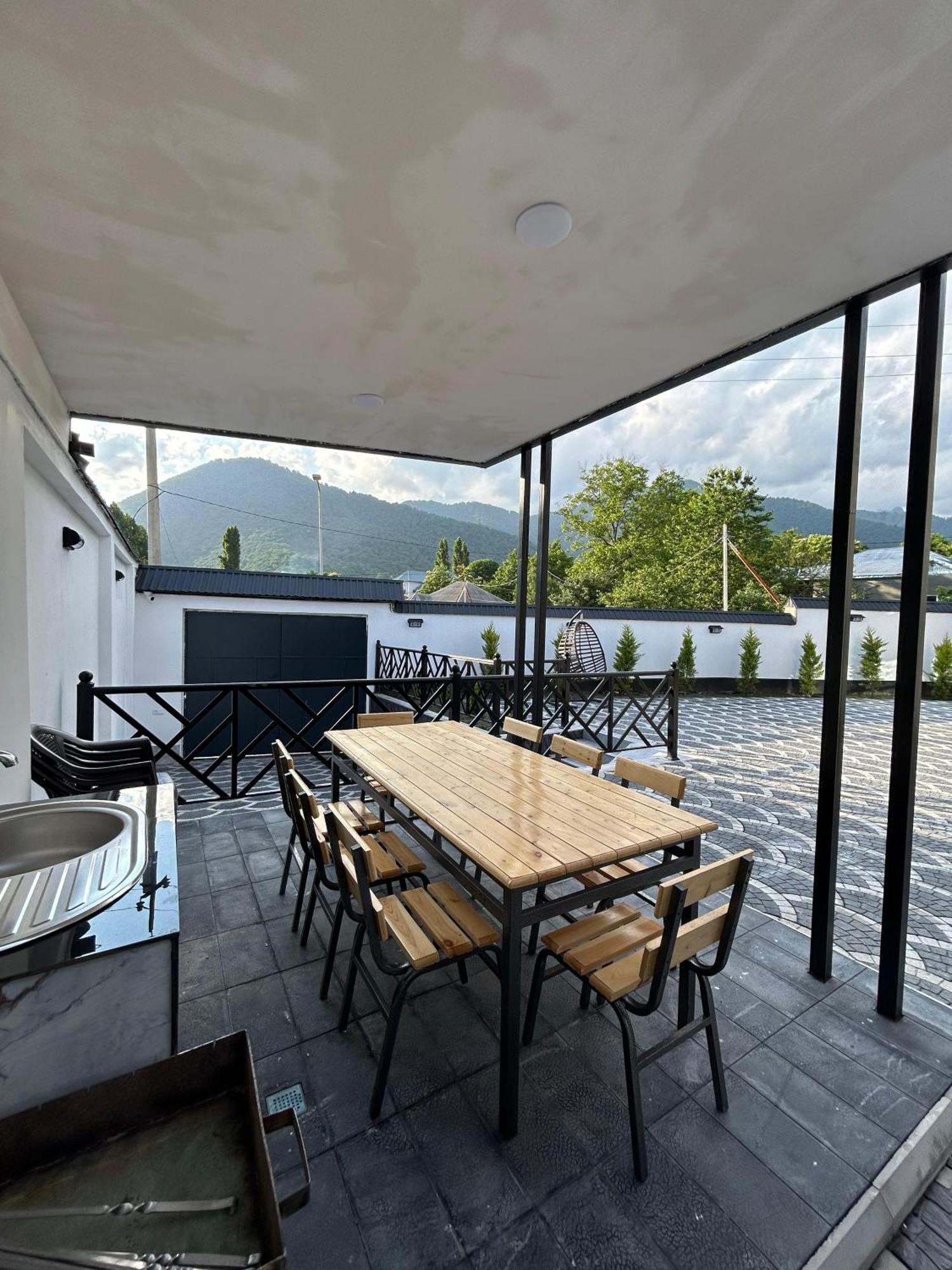 Luxury Milan Mountain Ponoramic Villa, Indoor Heated Pool And Jacuzzi With Mountain View *