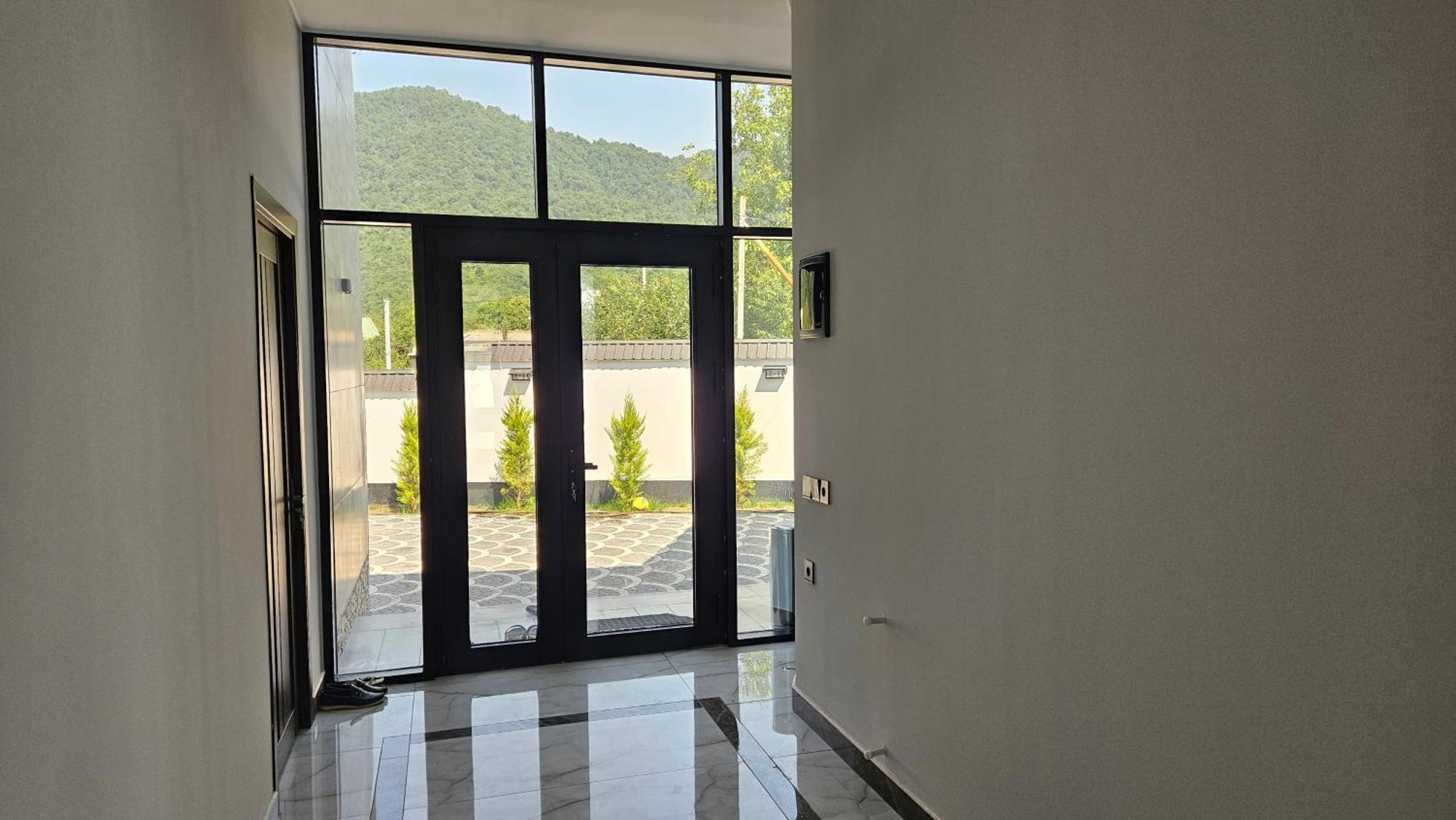 Ferienhaus Luxury Milan Mountain Ponoramic Villa, Indoor Heated Pool And Jacuzzi With Mountain View Qəbələ